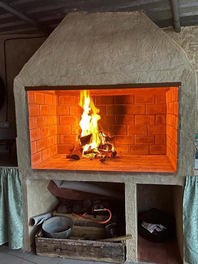 Villa Rural Con Amplia Piscina Campillo de Altobuey Kültér fotó