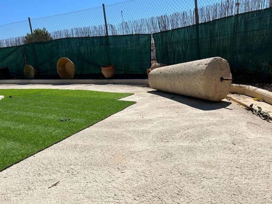 Villa Rural Con Amplia Piscina Campillo de Altobuey Kültér fotó