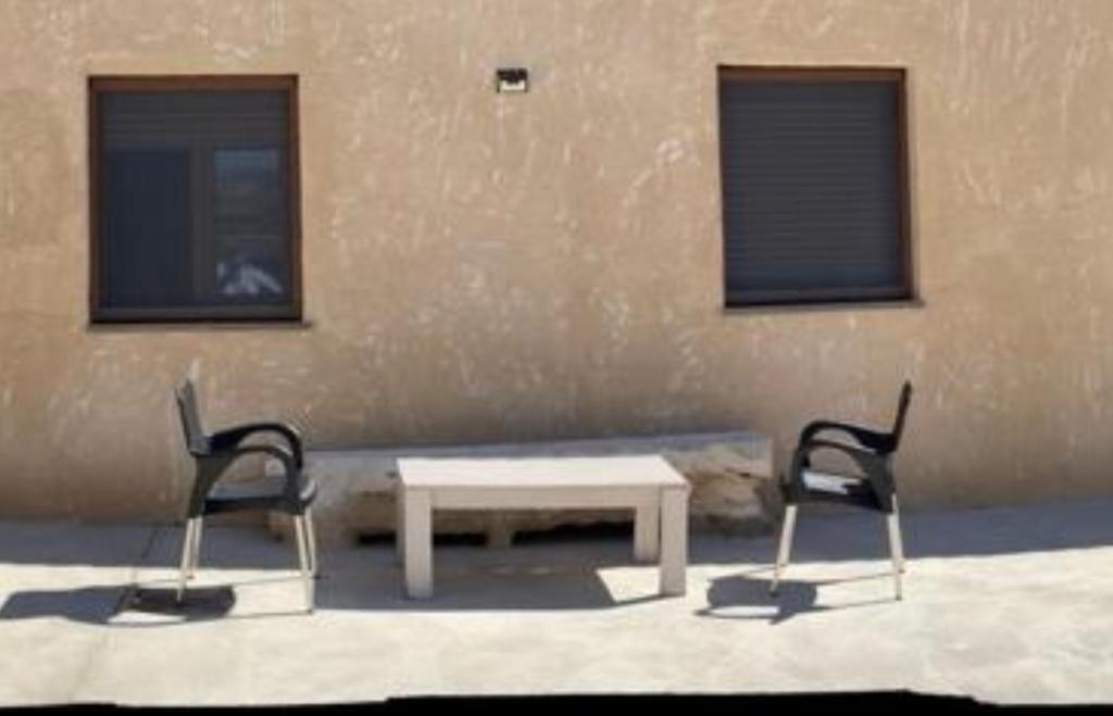 Villa Rural Con Amplia Piscina Campillo de Altobuey Kültér fotó