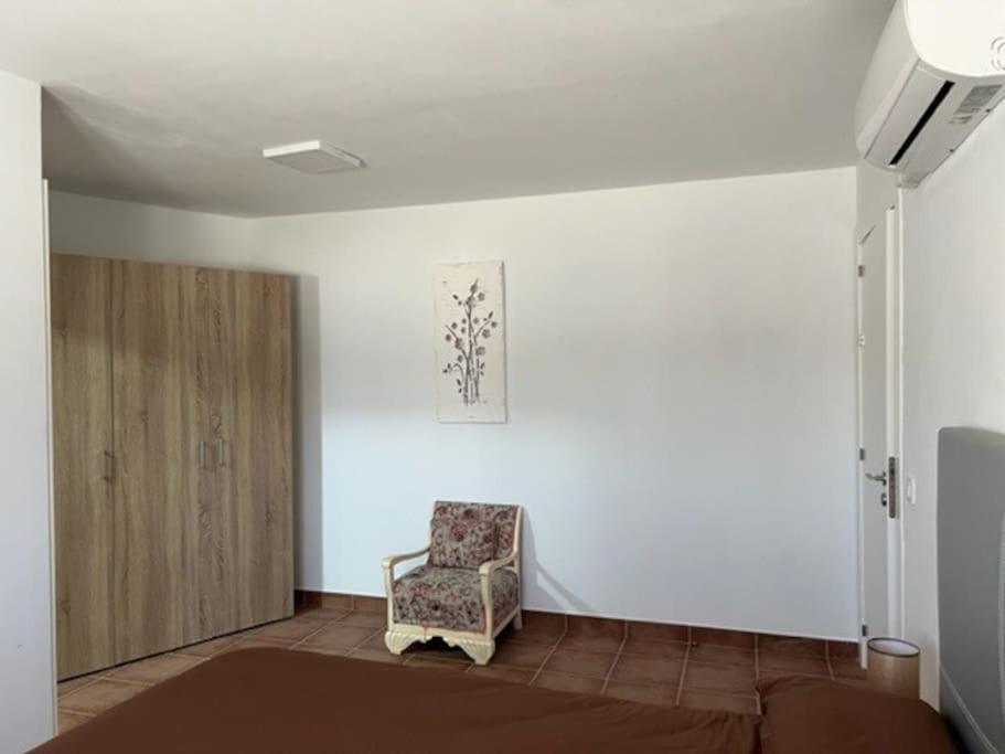 Villa Rural Con Amplia Piscina Campillo de Altobuey Kültér fotó