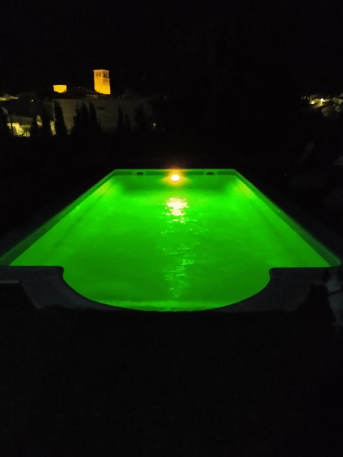 Villa Rural Con Amplia Piscina Campillo de Altobuey Kültér fotó